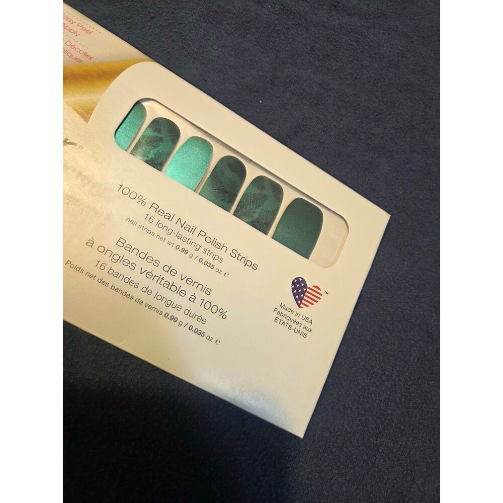 Color Street Press-On Nail Polish Strips Green Glitter Better Late Than Feather